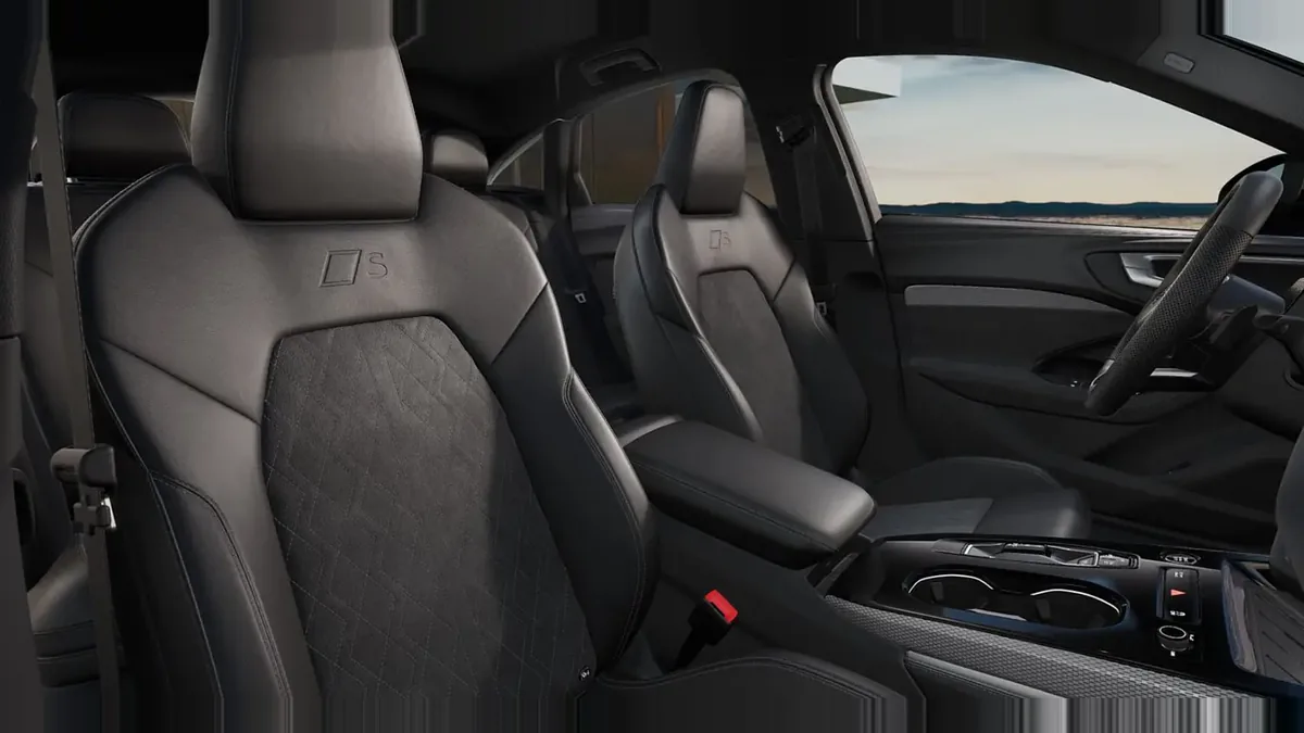 Audi A5 TDI 150kW (204CV) Black Line en renting para particulares en Sevilla — Interior