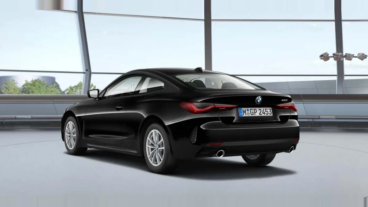 BMW Serie 4 420i Coupé en renting para particulares en Sevilla — Interior