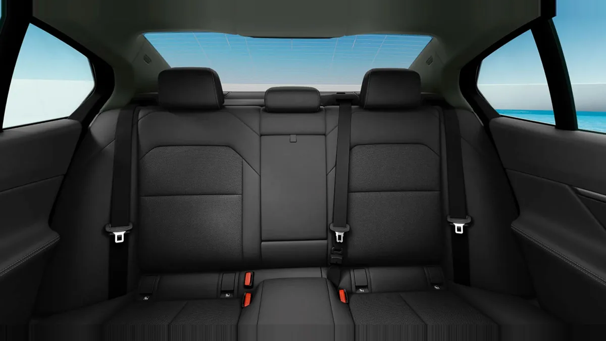 BMW Serie 5 520d en renting para particulares en Sevilla — Interior