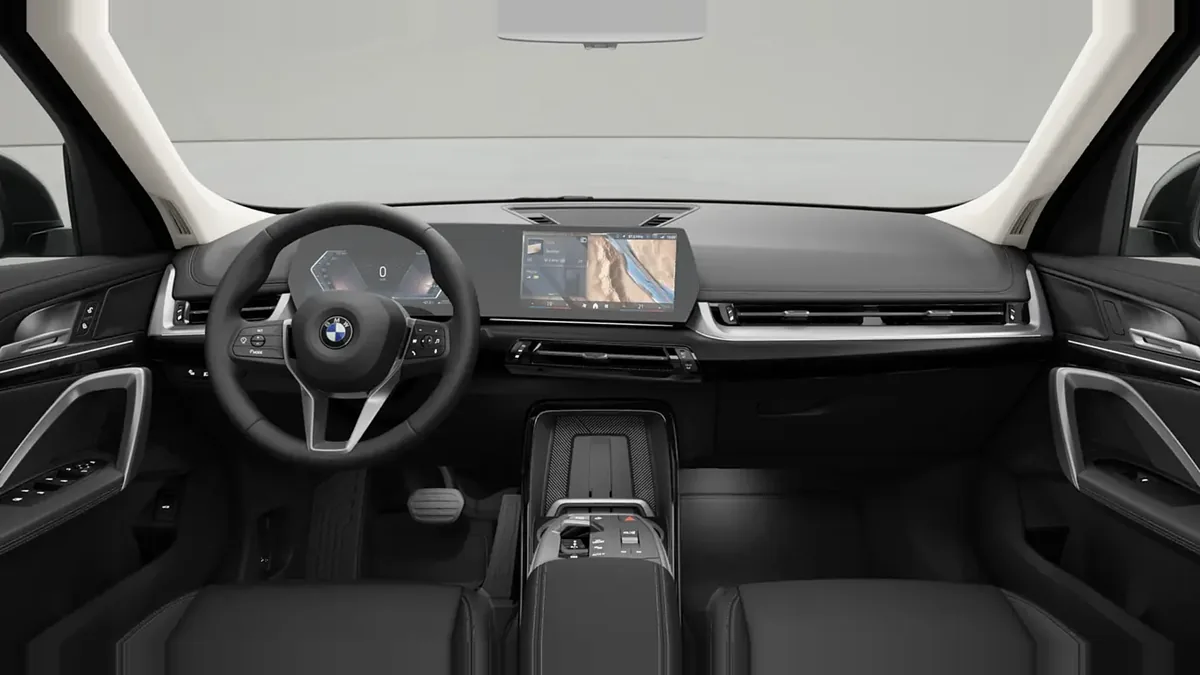 BMW X1 sDrive20d xLine 120kW en renting para particulares en Sevilla — Delantera