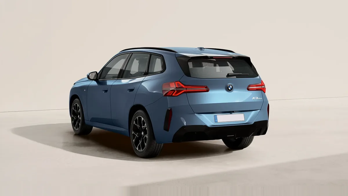 BMW X3 20d xDrive en renting para particulares en Sevilla — Trasera