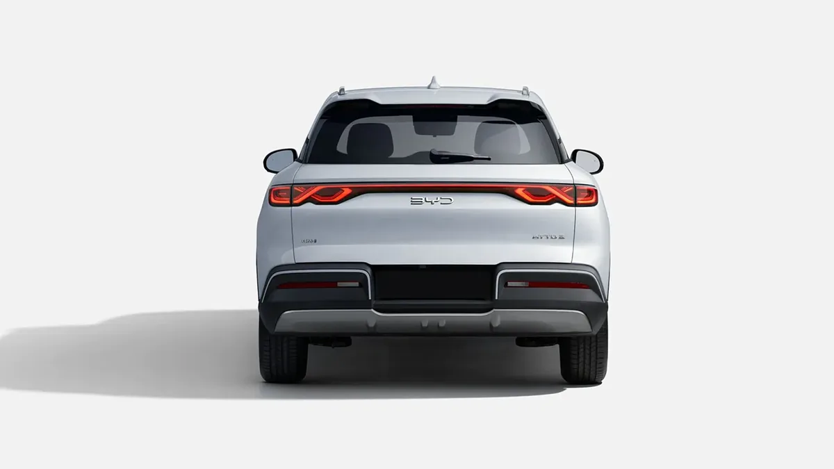 BYD ATTO 2 DM-i Active en renting para particulares en Sevilla — Interior