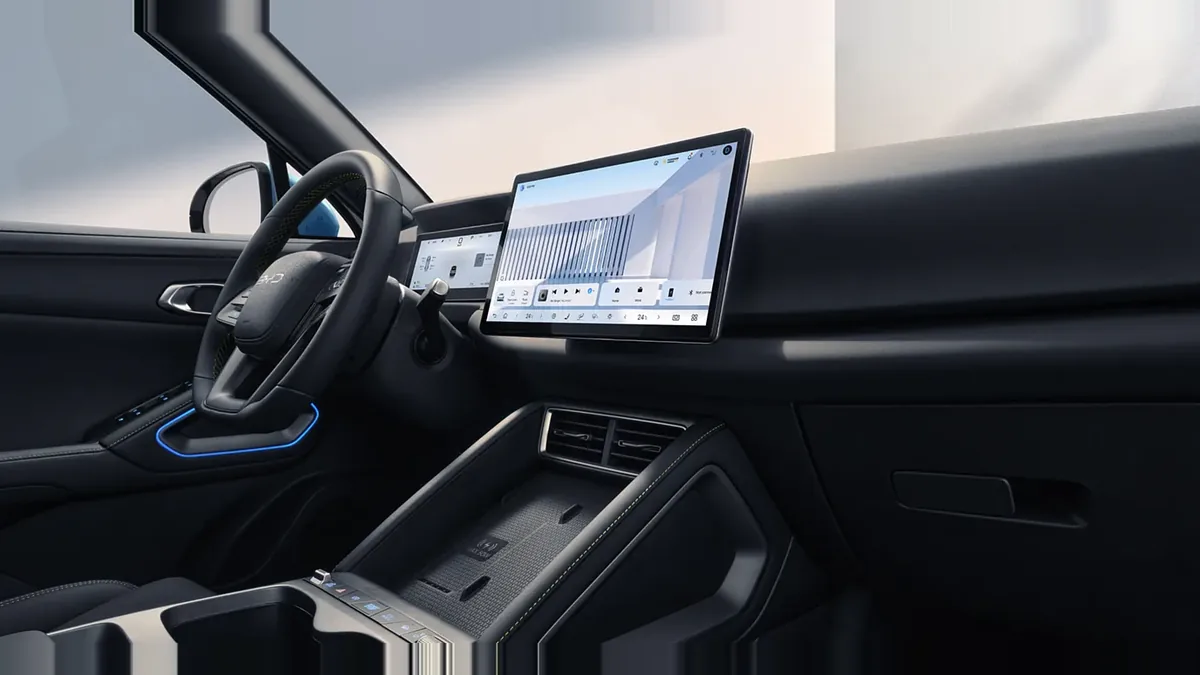 BYD ATTO 2 DM-i Active en renting para particulares en Sevilla — vista 9