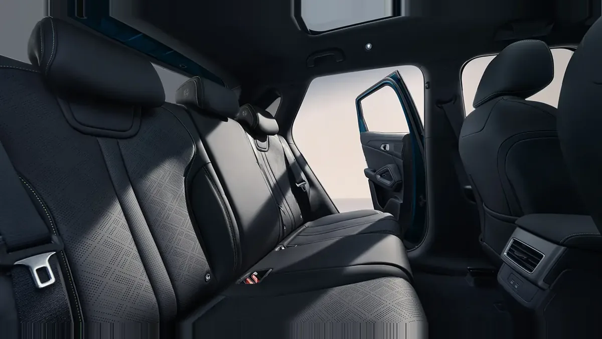 BYD ATTO 2 DM-i Boost en renting para particulares en Sevilla — vista 7