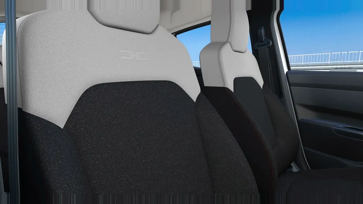 Dacia Spring Expression Electric 33kW (45CV) en renting para particulares en Sevilla — Interior