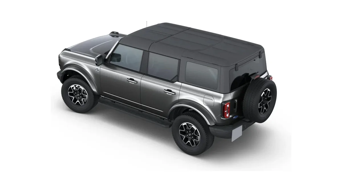 Ford Bronco Outer Banks 2.7 Ecoboost 335CV Automático 4x4 en renting para particulares en Sevilla — Trasera