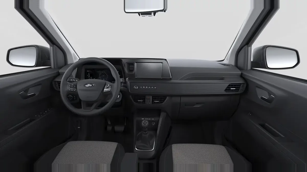 Ford Tourneo Courier Trend 1.0 Ecoboost 125CV M1 II en renting para particulares en Sevilla — Delantera