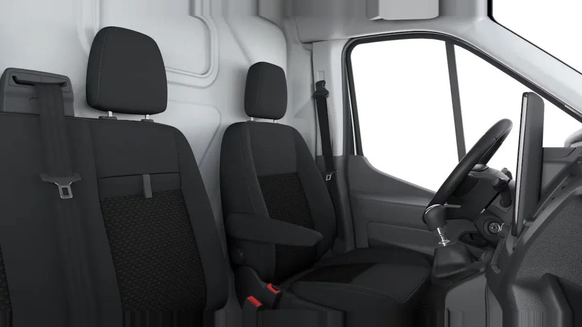 Ford TRANSIT 350 L3 Trend N1 EcoBlue 96kW FWD en renting para particulares en Sevilla — vista 6