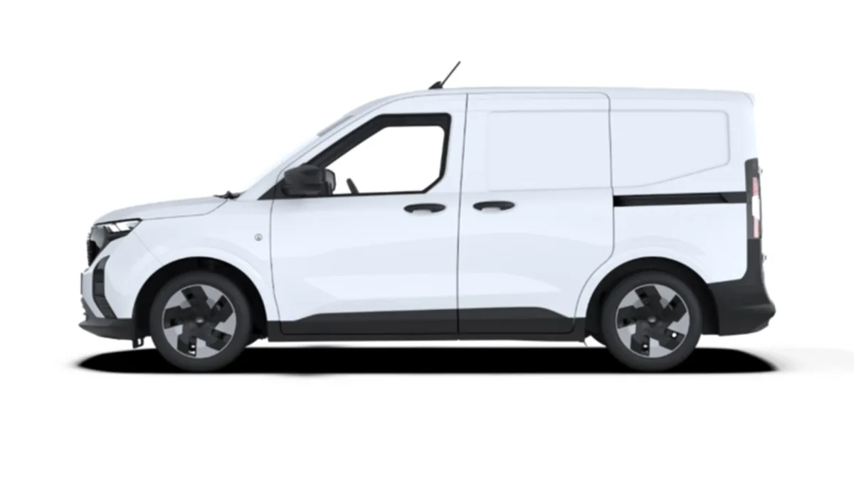 Ford Transit Courier Van Trend BEV 136cv Automática II en renting para particulares en Sevilla — Lateral