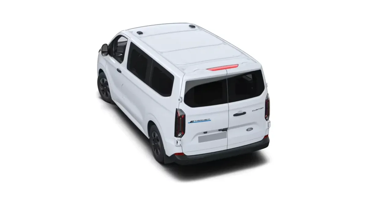 Ford TRANSIT CUSTOM  Kombi BEV 83kWh 100kW 340 L1 Trend en renting para particulares en Sevilla — Trasera