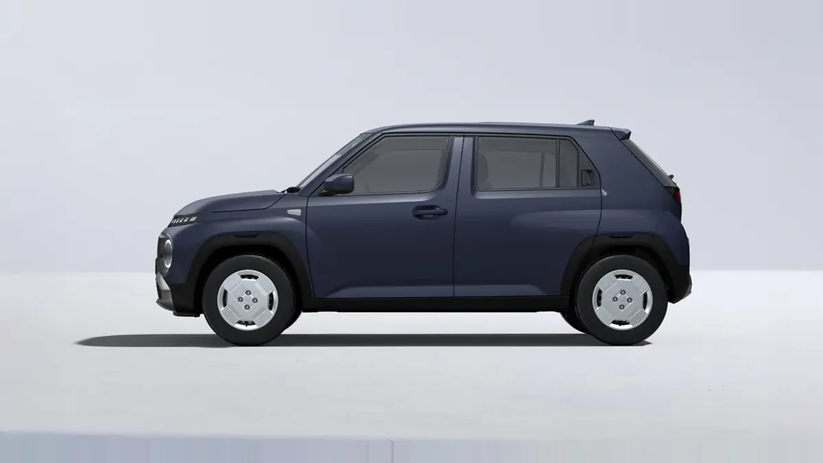Hyundai Inster 97cv 42kWh Klass en renting para particulares en Sevilla — Trasera