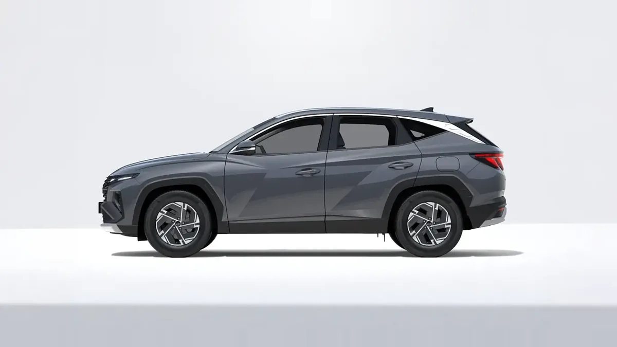 Hyundai Tucson FL 1.6T 239CV HEV AT Klass en renting para particulares en Sevilla — Delantera