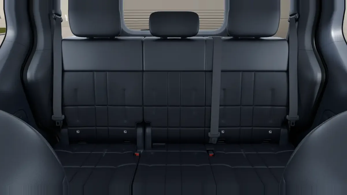 Kia PV5 Passenger L2H1 LR Plus en renting para particulares en Sevilla — vista 6