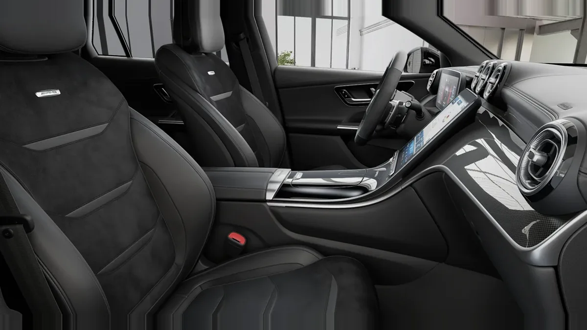 Mercedes-AMG GLC Coupé 63 S E Performance en renting para particulares en Sevilla — Interior