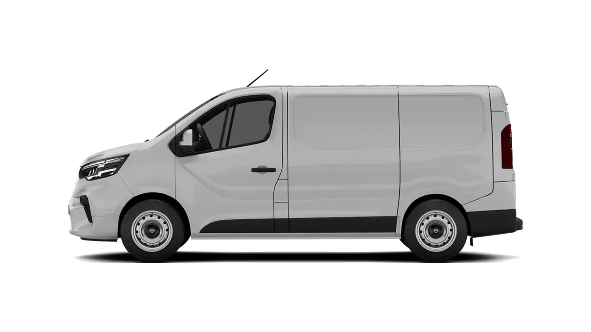 Nissan Primastar Furgón 2.0 DCI S&S L1H1 Acenta 110CV (MERCANCÍAS TERCEROS) en renting para particulares en Sevilla — Lateral