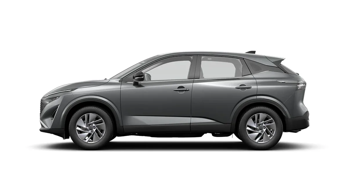 Nissan Qashqai DIG-T 158CV MHEV 4x2 Acenta II en renting para particulares en Sevilla — Trasera