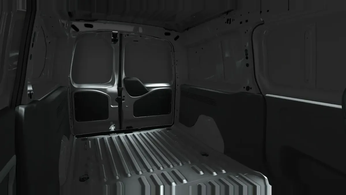 Opel Combo-e Cargo M 800kg en renting para particulares en Sevilla — Interior