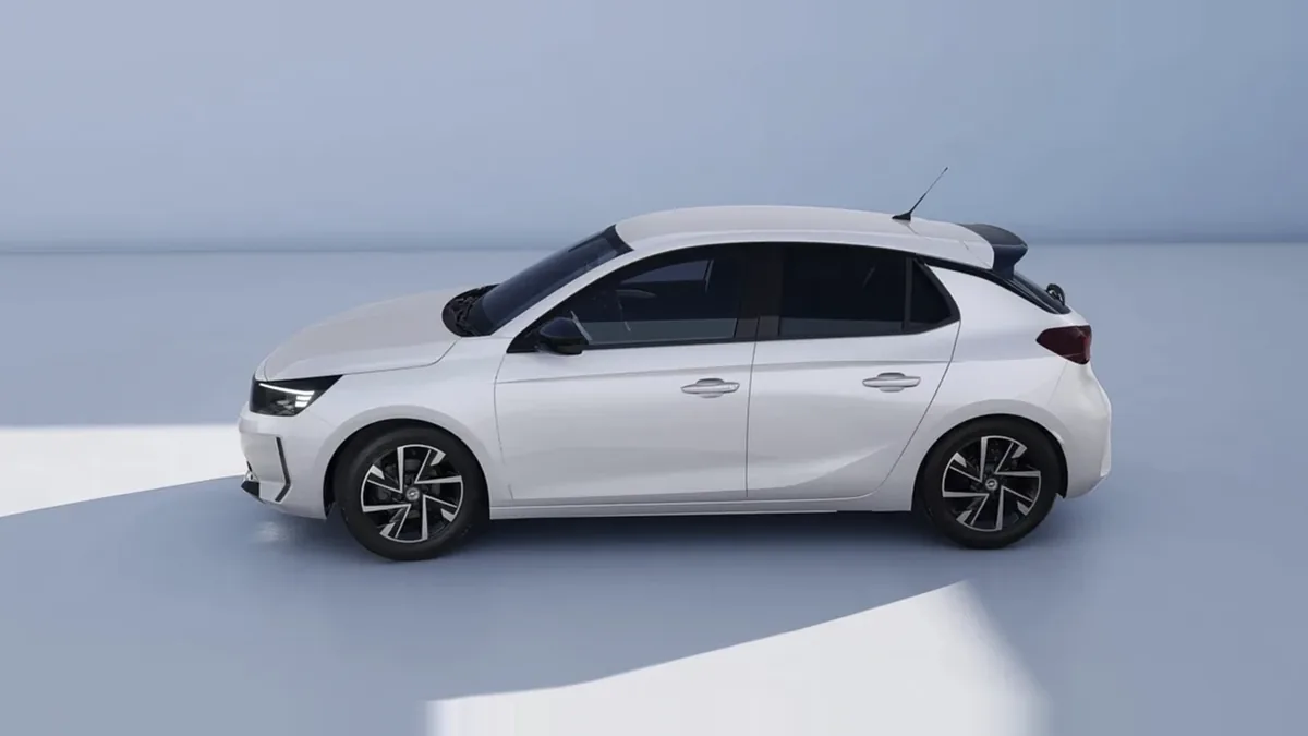 Opel Corsa GS 1.2T XHL MT6 S/S en renting para particulares en Sevilla — Lateral