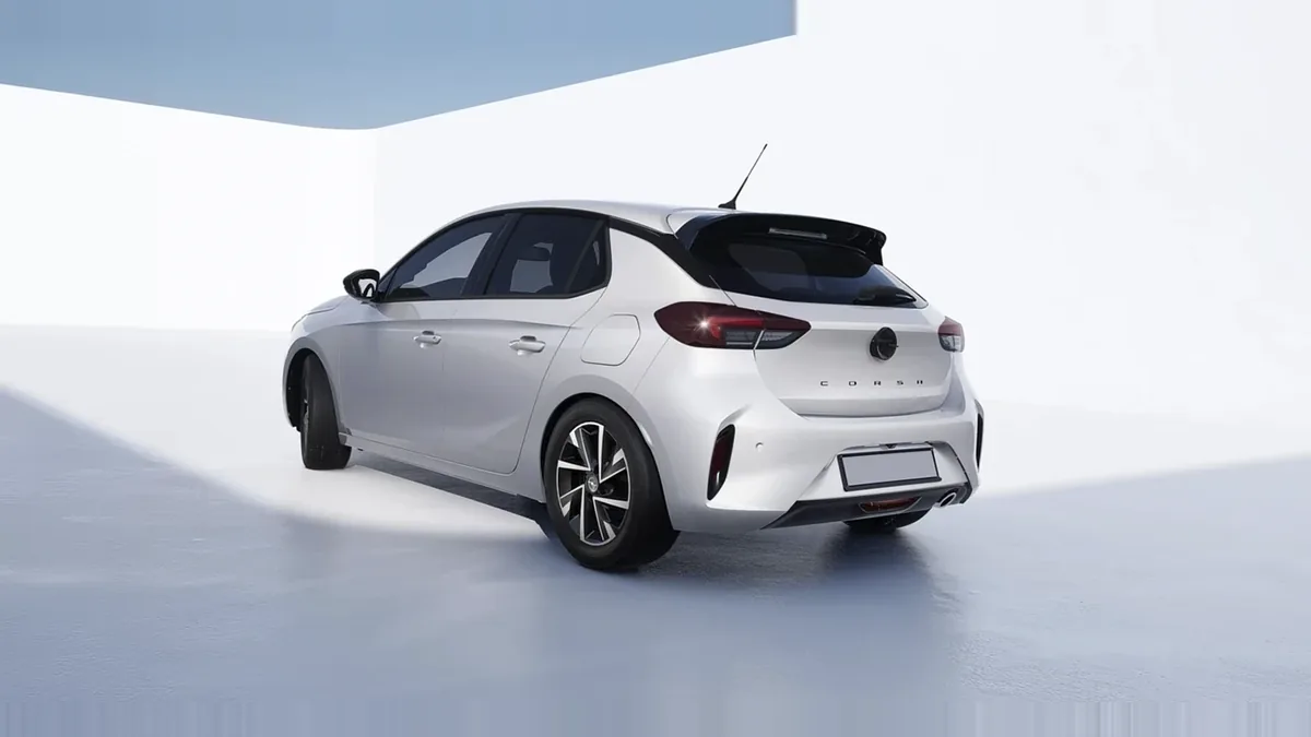 Opel Corsa GS 1.2T XHL MT6 S/S en renting para particulares en Sevilla — Trasera