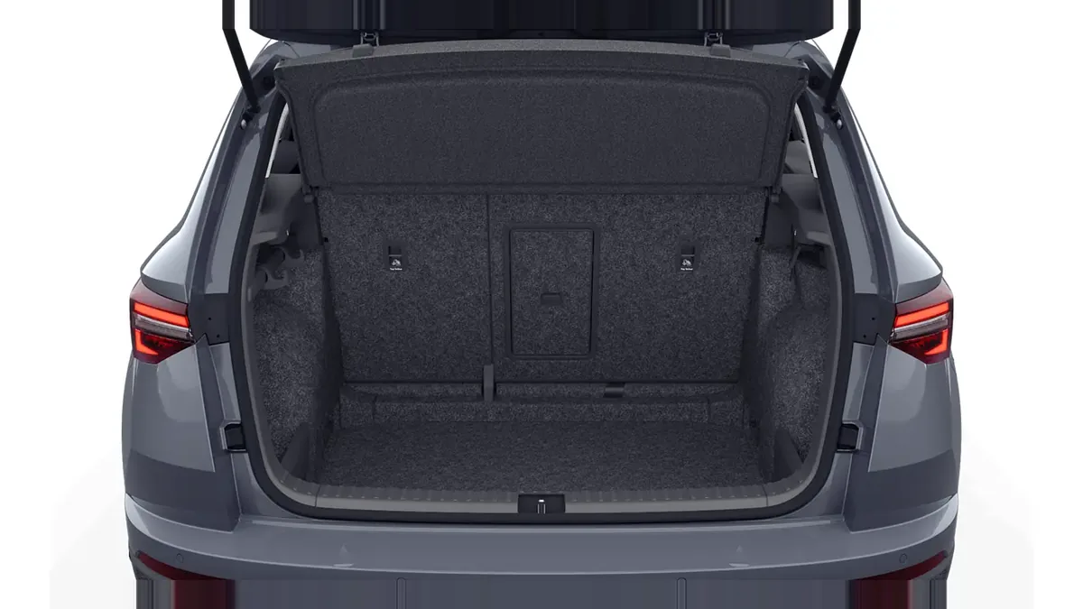 Škoda Karoq Selection 2.0 TDI DSG en renting para particulares en Sevilla — vista 10