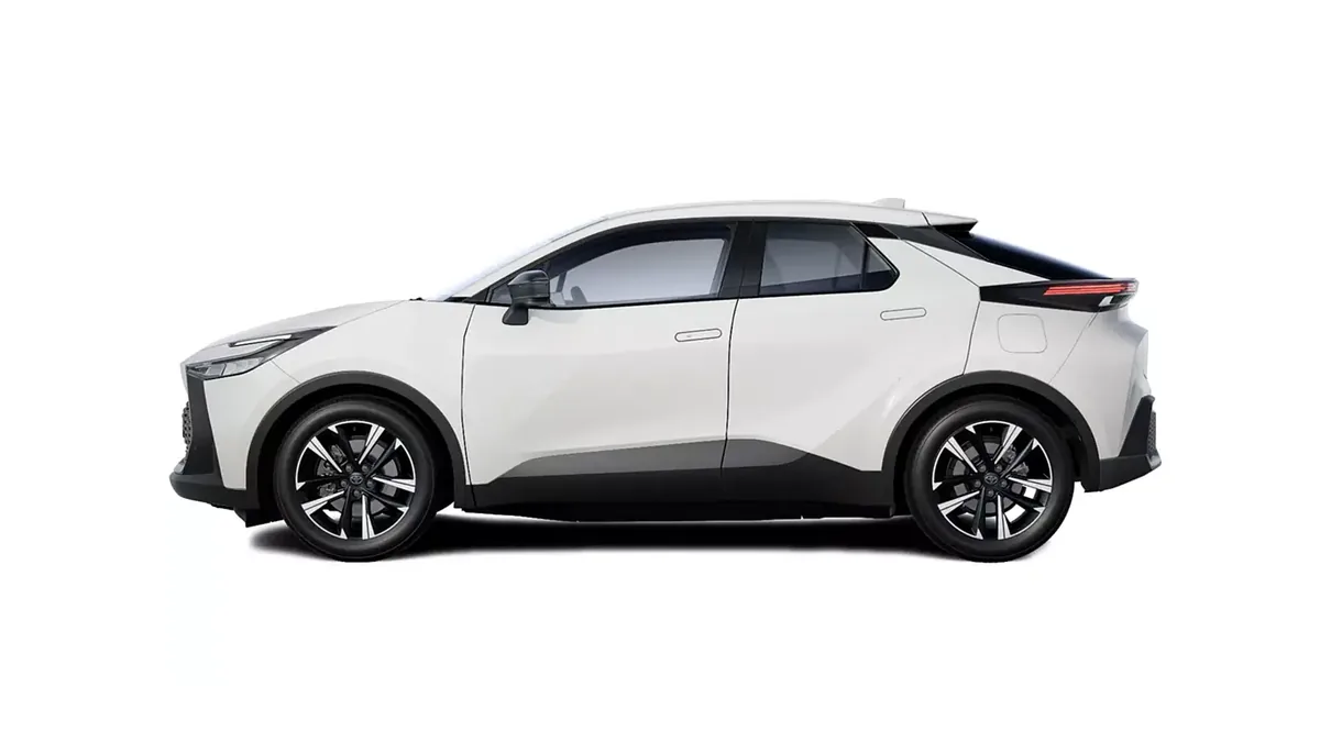 Toyota C-HR Advance Plug-in Hybrid 220 en renting para particulares en Sevilla — Trasera