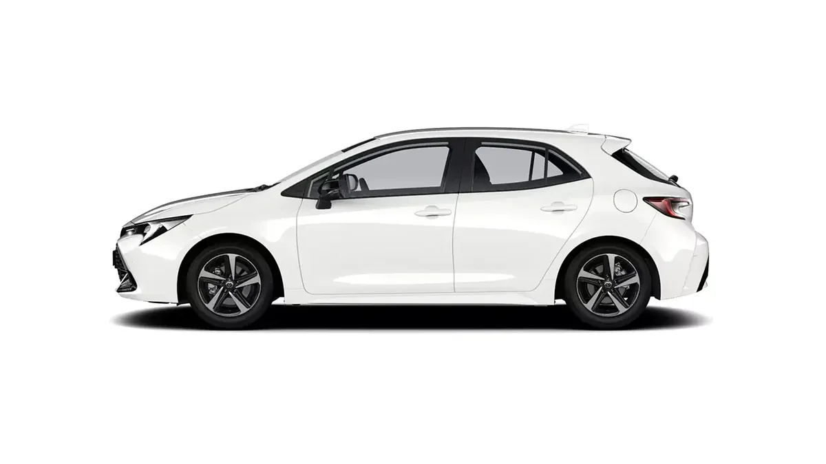 Toyota Corolla 140H Active en renting para particulares en Sevilla — Trasera
