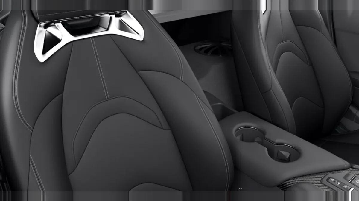 Toyota GR Supra 3.0T 250kW (340CV) Performance AT8 en renting para particulares en Sevilla — Interior