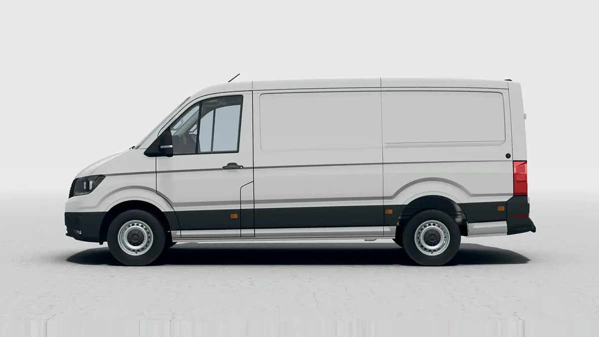 Volkswagen Crafter 35 Fresh Van BM L3 2.0 TDI FWD 103kW (140CV)  - ISOTERMO en renting para particulares en Sevilla — Trasera